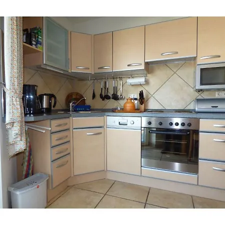 Zentrale Strandnahe Mit 3 Zimmern Spatzennest Apartmán *