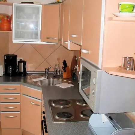 Zentrale Strandnahe Mit 3 Zimmern Spatzennest Apartmán *