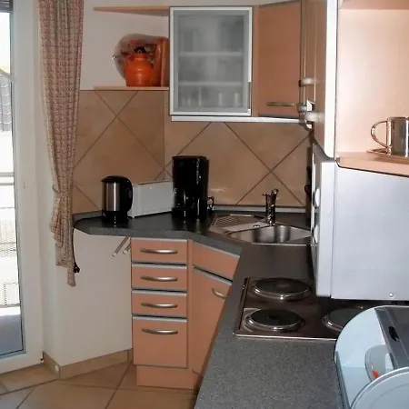 Zentrale Strandnahe Mit 3 Zimmern Spatzennest Apartmán *